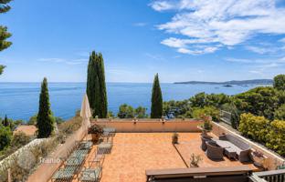 3-bedroom penthouse 146 m² in Cap d'Ail for 2,490,000 €