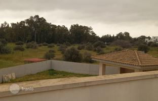 5-bedroom cottage 1,200 m² in Strovolos for 3,000,000 €