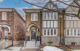 Terraced house – Old Toronto, Toronto, Ontario,  Canada for C$1,544,000