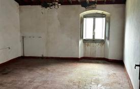 Reggello (Florence) — Tuscany — Rural/Farmhouse for sale for 390,000 €