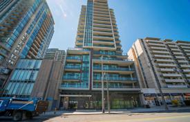 Apartment – Bathurst Street, Toronto, Ontario,  Canada for C$809,000