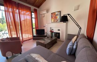Villa with a swimming pool, 300 meters from the beach, Ayia Thekla, Cyprus for 360,000 €