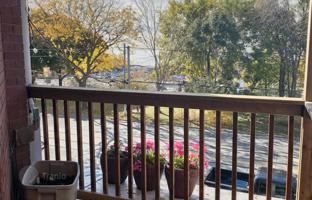 13-bedroom townhouse in King Street for C$2,583,000