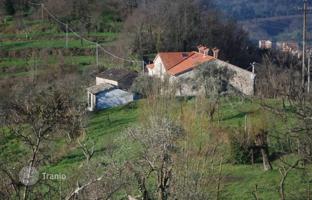 5-bedroom villa 900 m² in Pontremoli for 790,000 €