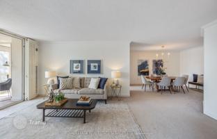 6-bedroom apartment in Etobicoke for C$1,077,000