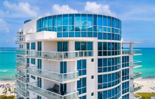 4-bedroom apartments in condo 297 m² in Collins Avenue for $5,300,000