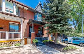 Terraced house – Old Toronto, Toronto, Ontario,  Canada for C$1,485,000