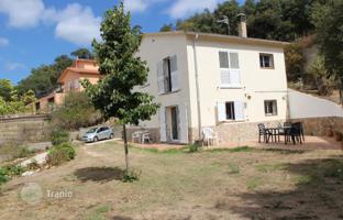 Furnished villa with a parking near beaches, Lloret de Mar, Spain for 325,000 €