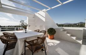 Penthouse for sale in Alcores del Golf, Nueva Andalucia for 1,695,000 €