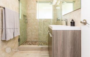 4-bedroom house 252 m² in North Miami for $3,100,000