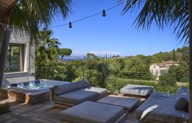 6-bedroom cottage in Saint-Tropez for 40,000 € per week