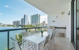 Comfortable flat with ocean views in a residence on the first line of the beach, Aventura, Florida, USA for $1,550,000