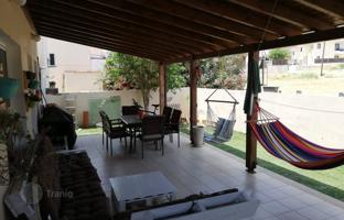 3-room mansion 130 m² in Oroklini for 260,000 €