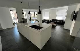 Designer three-bedroom apartment in the center of Denia, Alicante, Spain for 315,000 €