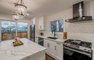 11-bedroom house in York for C$1,766,000