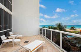 Cosy flat with ocean views in a residence on the first line of the beach, Sunny Isles Beach, Florida, USA for $750,000