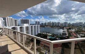2-bedrooms apartments in condo 136 m² in Yacht Club Drive, USA for $649,000