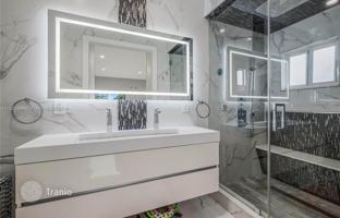 4-bedroom house 200 m² in Hialeah for $1,100,000