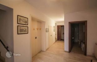 5-bedroom apartment 200 m² in Siena for 1,050,000 €