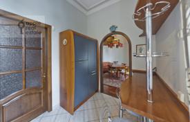 3-bedrooms apartment 110 m² in district Khamovniki, Russia for 89,238,000 ₽