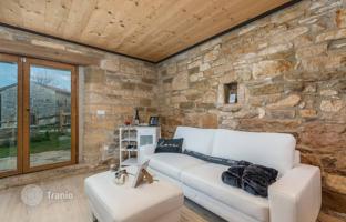 14-bedroom house 409 m² in Grožnjan for 2,150,000 €