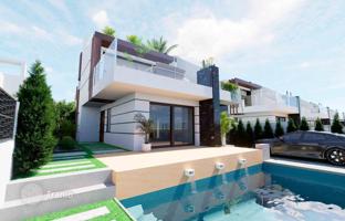 3-bedroom villa 211 m² in Los Alcazares for 670,000 €