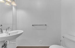2-bedroom apartments in condo 113 m² in Miami for $640,000