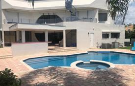 Comfortable villa with a pool, a terrace and a canal view, Hallandale Beach, USA for $2,490,000