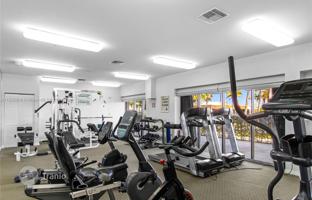 2-bedroom apartments in condo 121 m² in Collins Avenue for $1,029,000