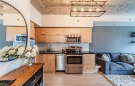 Apartment – Nelson Street, Toronto, Ontario,  Canada for C$699,000