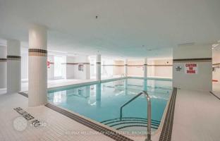 6-bedroom apartment in Etobicoke for C$768,000