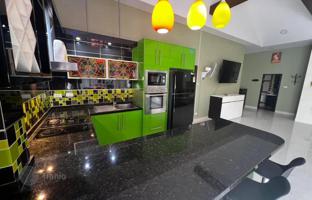3-bedroom villa 190 m² in Pattaya for $194,000
