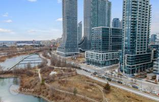 2-bedroom apartment in Etobicoke for C$1,133,000