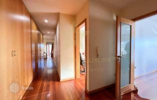6-bedroom cottage 511 m² in Porto (city) for 650,000 €