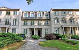 Terraced house – Bayview Avenue, Toronto, Ontario,  Canada for C$2,054,000