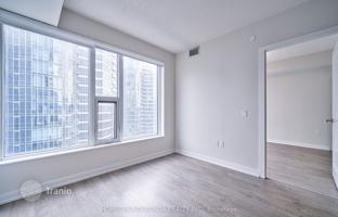 5-bedroom apartment in York Street for C$1,033,000