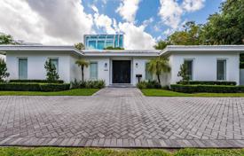 Fully reconstructed villa with a plot, a pool and a terrace, Miami, USA for $2,600,000