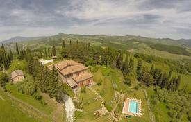 Agricultural estate for sale in Tuscany for 1,990,000 €