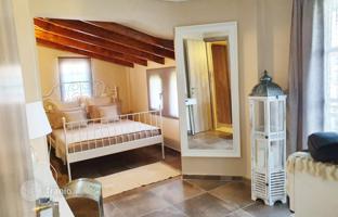 5-bedroom villa 200 m² in Posidi for 600,000 €