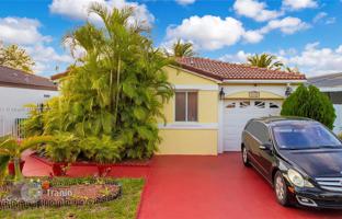 3-bedroom house 184 m² in Miami for $540,000