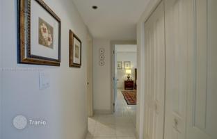 2-bedroom apartments in condo 108 m² in Hollywood for $260,000
