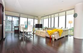Apartment – The Queensway, Toronto, Ontario,  Canada for C$925,000