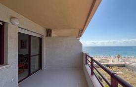 One-bedroom apartment on the seafront in Calpe, Alicante, Spain for 178,000 €