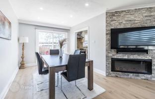 4-bedroom house in Etobicoke for C$1,706,000
