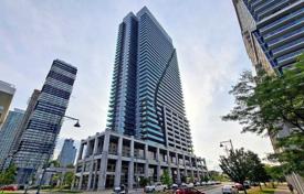 Apartment – Etobicoke, Toronto, Ontario,  Canada for C$696,000