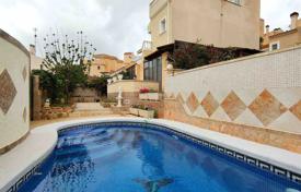 Villa near golf courses, beaches and shopping centres, Alicante, Spain for 260,000 €