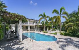 Two-story villa with a private dock, a pool, a garage and a terrace, Coral Gables, USA for $6,900,000
