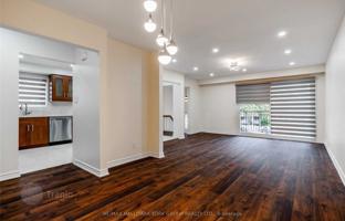 8-bedroom townhouse in Scarborough for C$1,298,000