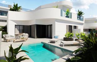 3-bedroom townhouse 84 m² in Torrevieja for 499,000 €