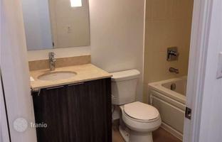 5-bedroom apartment in Bay Street for C$1,006,000